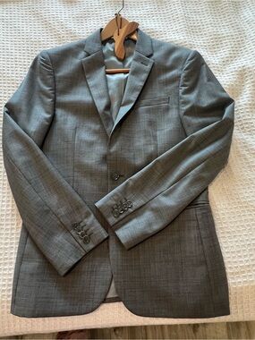 Express Photographer Fitted 3-Piece Suit Gray Men's jacket, Blazer, Pants